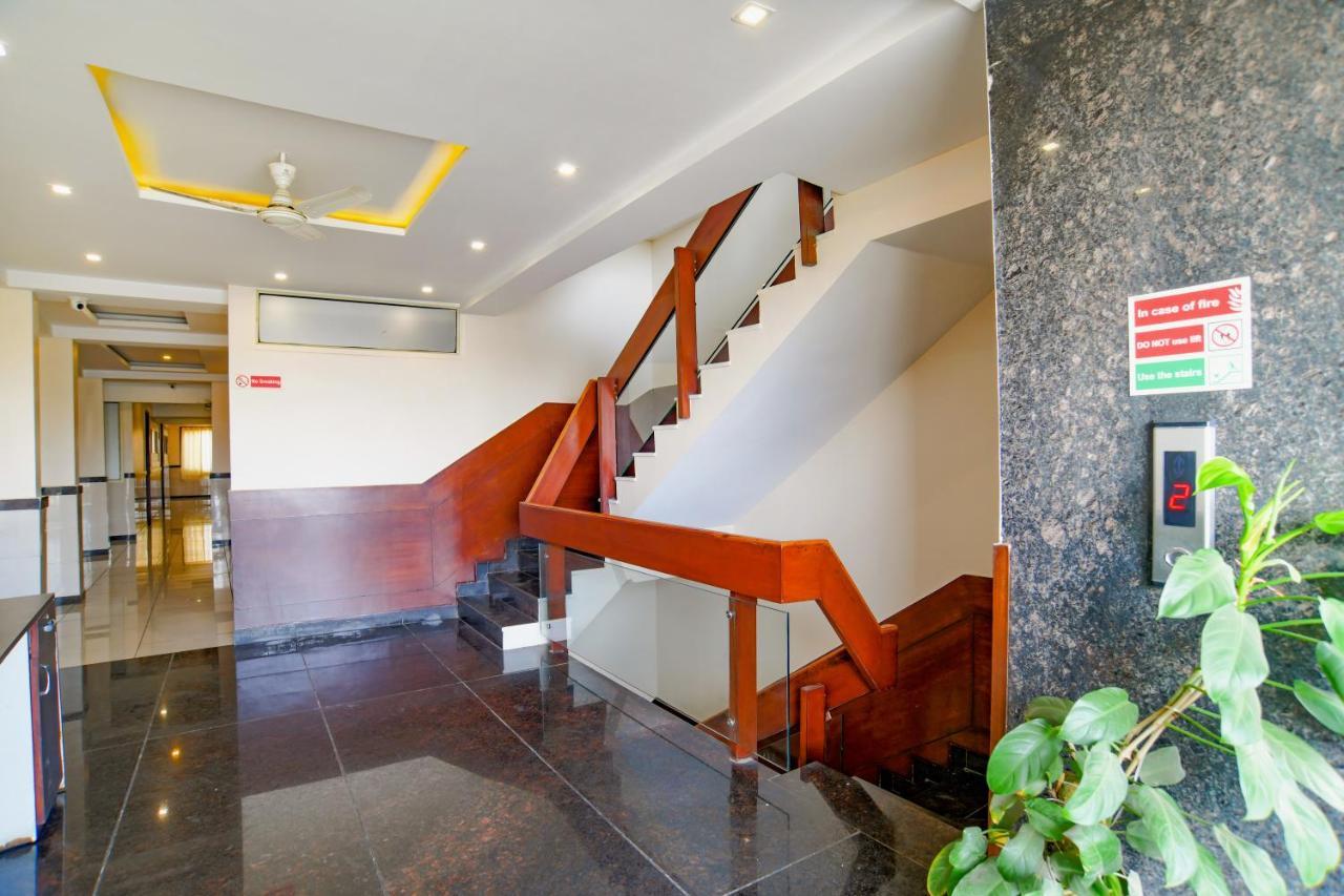 Fabhotel Grand Raj Indore Buitenkant foto